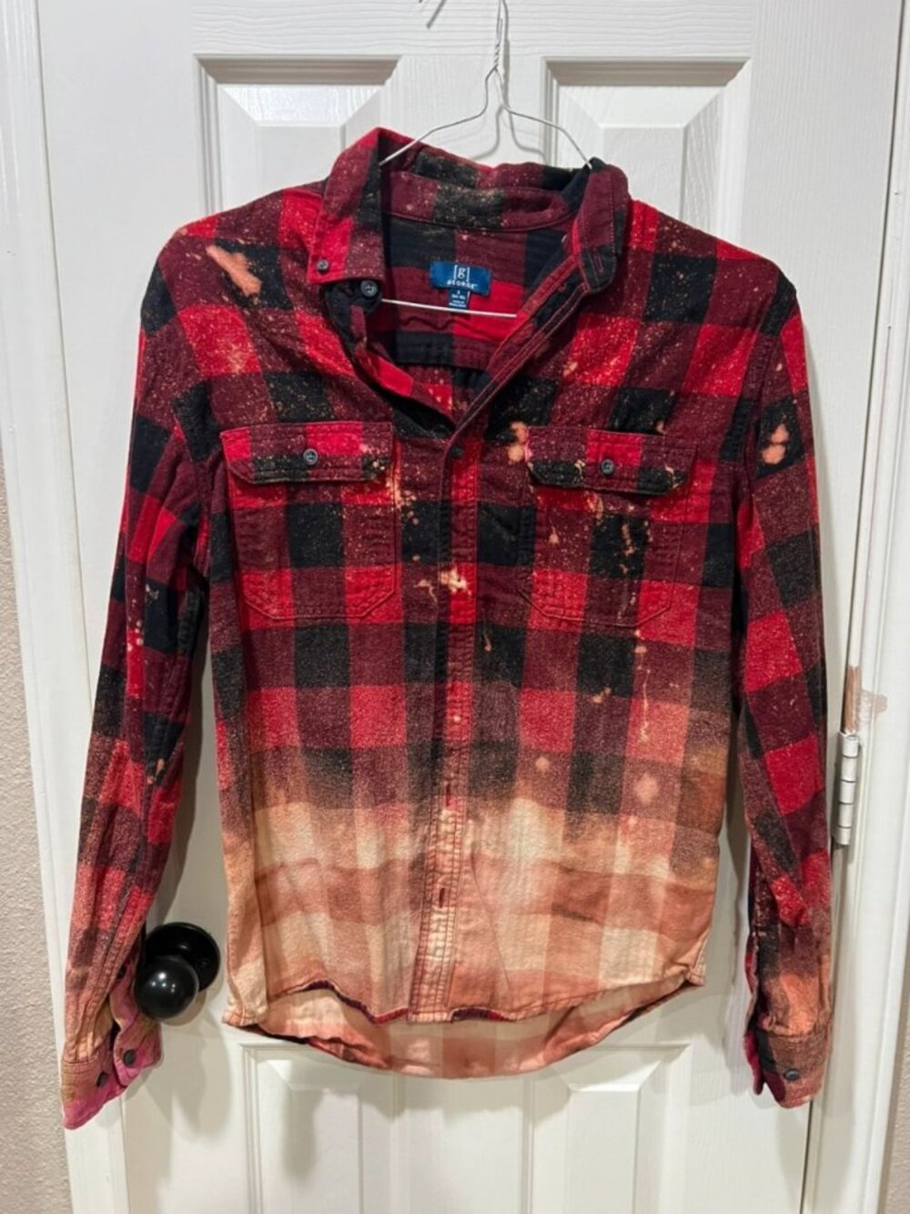Men’s Red & Black Buffalo Plaid Distressed Flannel Shirt